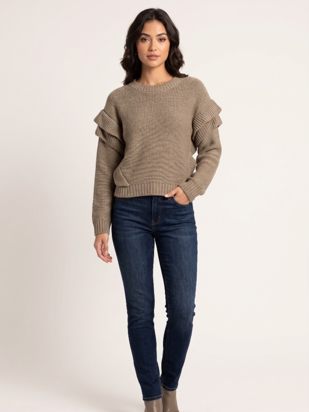 BB Dakota Taupe Ruffle Shoulder Chunky Knit Sweater Size M